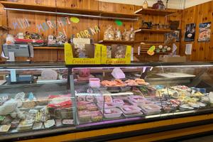 Attività commerciale di generi alimentari