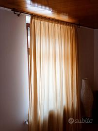 tende raso di seta color oro complete bastoni