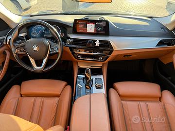 530 d XDrive 249 cv Touring Msport (183kw)