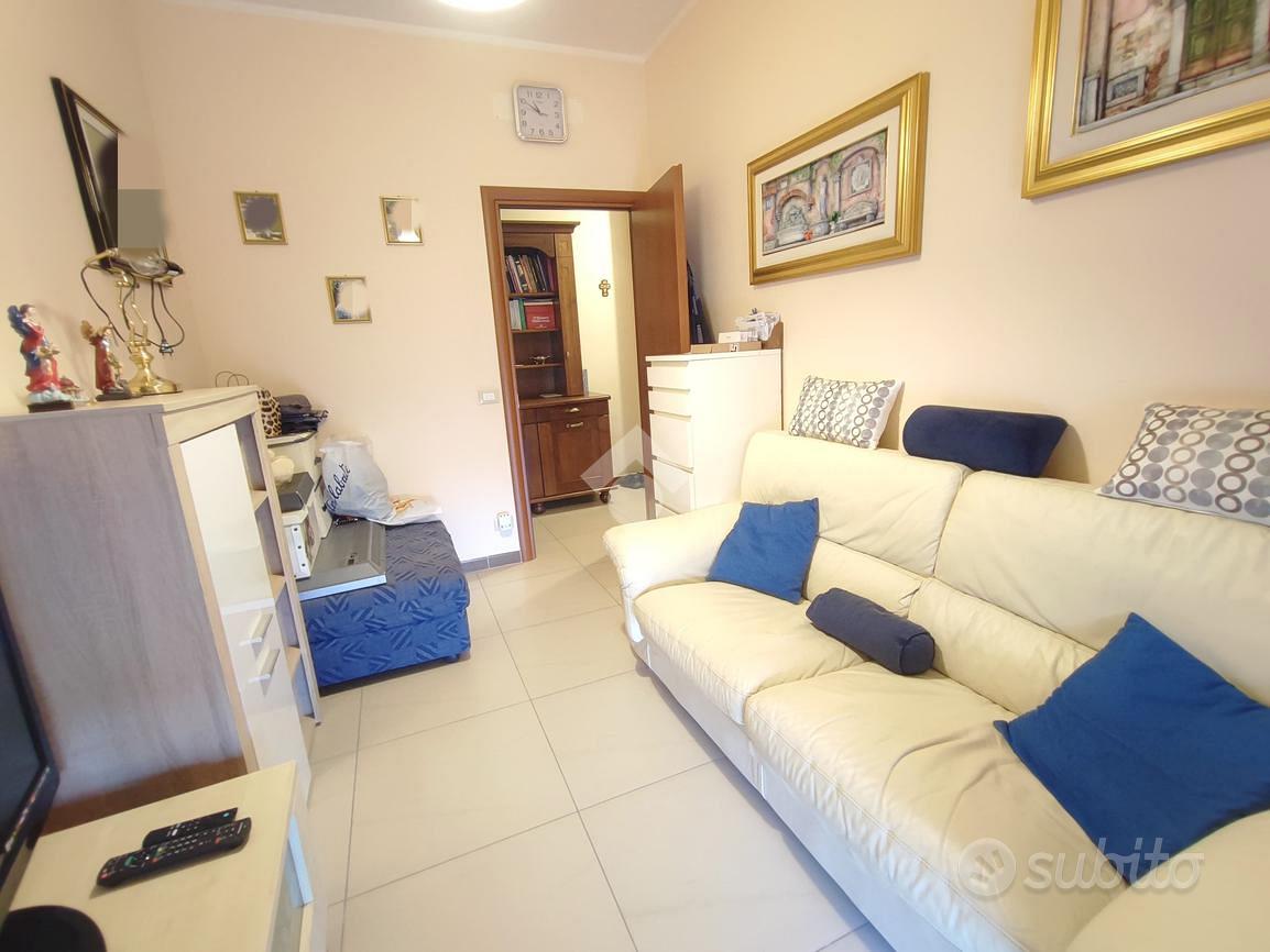 4 LOCALI A FOGGIA - Altro
