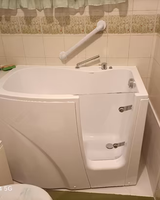 vasca da bagno per disabili