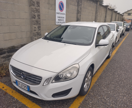 Volvo v60 d2