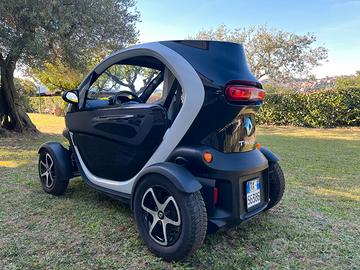 Renault Twizy 80