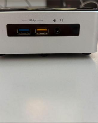 Mini PC Intel NUC i5/8GB/SSD 512GB/W11 Pro