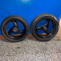Cerchi nrg 13 gommati