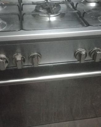 cucina domestica usata 