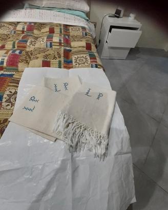Asciugamani lino con iniziali 