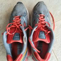 3 paia scarpe running 