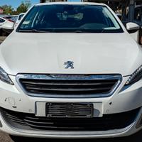 Peugeot 308 Anno 2015 | SOLO PER RICAMBI