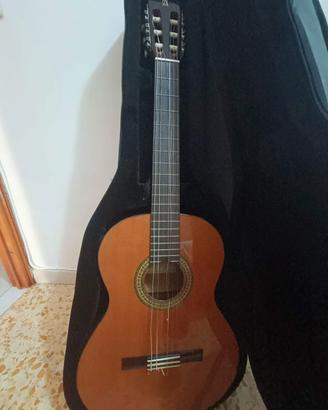 Chitarra Alhambra mod. 3C con custodia imbottita