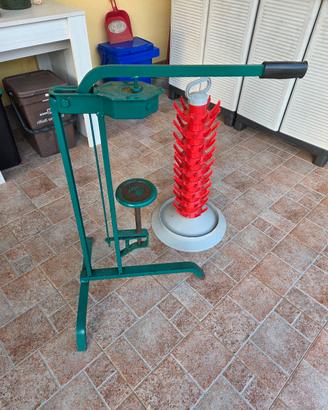 imbottigliatrice con scolabottiglie