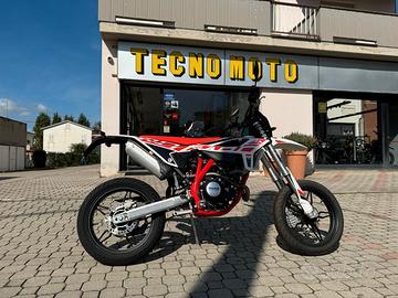 Beta RR Motard 125 4T LC - MOTORE MINARELLI PROMO