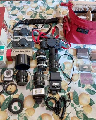 Macchine fotografiche e obbiettivi Canon anni 70