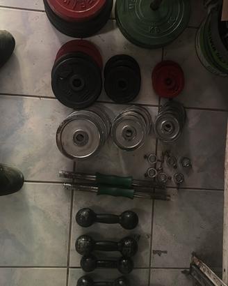 Pesi e bilancieri palestra