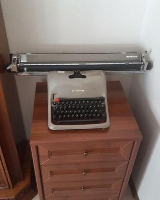 Macchina da scrivere