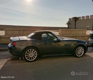 Fiat 124 Spider Lusso
