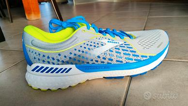 Scarpe da podismo e camminata Brooks Adrenaline