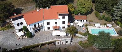 Villa di 800 m² con più di 5 locali a Eupilio