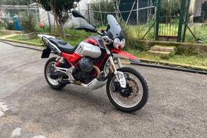 Moto Guzzi V85 TT - 2024