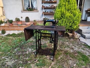 Macchina da Cucire D'epoca Phoenix Vintage Old