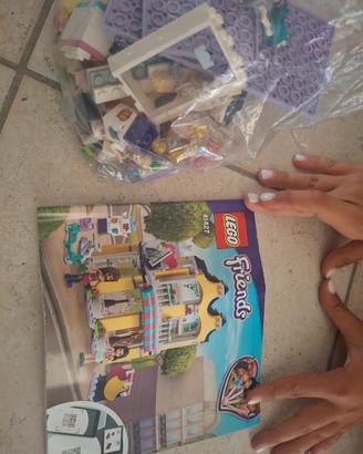 mondo lego friends