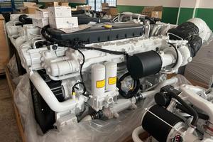 entrobordo FPT 100 HP - 4 cilindri