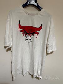 T-shirt new era taglia L