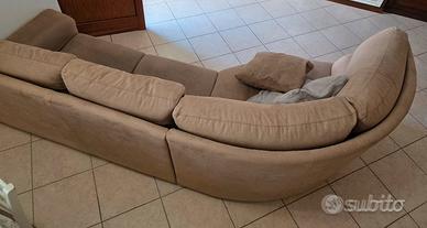 Divano quattro posti Poltronesofà