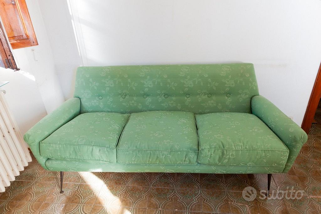Divano e poltrone vintage Arredamento e Casalinghi In vendita a Firenze