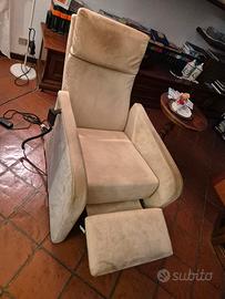 POLTRONA ELETTRICA ALZAPERSONE