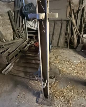Cancelli per box zincati a caldo