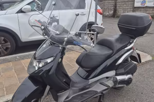 Scooter Piaggio Beverly 400 2006