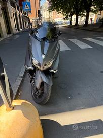 Tmax 530 - 30.000 km