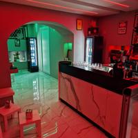 Attività lounge-bar zona chiaia