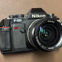 Nikon F301 + 28mm f2