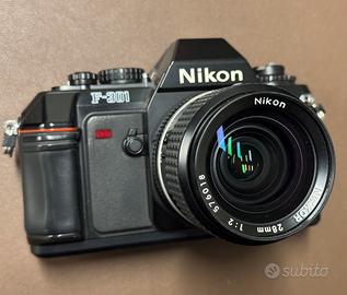 Nikon F301 + 28mm f2
