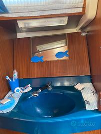 Barca a vela ormeggiata a Monfalcone