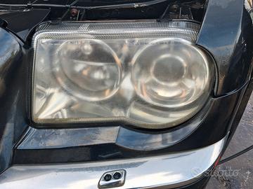 Faro xenon  sinistro CHRYSLER 300C