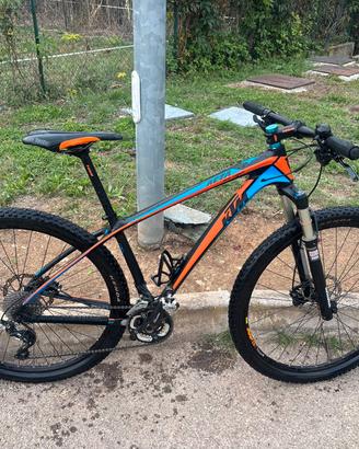 mtb KTM full carbon