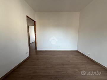 4 LOCALI A PONTOGLIO