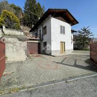 VILLA SINGOLA A AOSTA