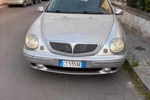 Lancia Lybra 1.9