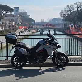 Ducati Multistrada 950s come nuova