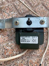 VENTOLA  FRIGORIFERO ARISTON HOTPOINT INDESIT