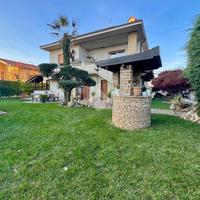 VILLA SINGOLA A BONATE SOPRA