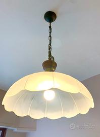 Lampada da cucina in vetro satinato e legno