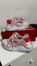 Nike huarache run rosa e bianche