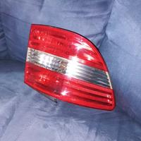 Faro sx posteriore per Mercedes Benz classe B 180