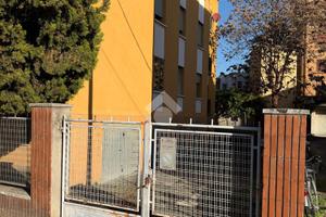 AUTORIMESSA A BOLOGNA