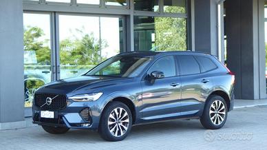 VOLVO XC60 B4 (d) AWD automatico Plus Dark